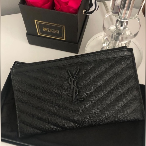 SAINT LAURENT Monogramme Quilted Calfskin Zip Pouch Black - Picture 4 of 15